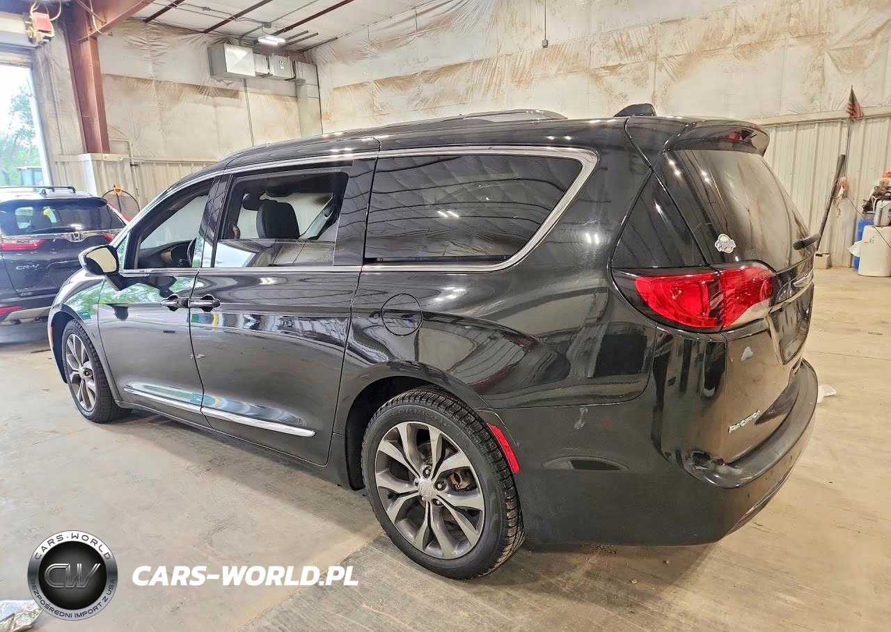 2017 Chrysler Pacifica Limited VIN:2C4RC1GG5HR752043 - 2
