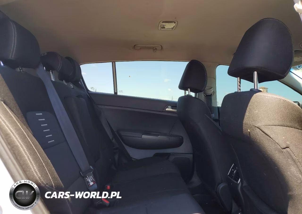 2020 Kia Sportage Lx VIN:KNDPMCAC5L7794616 - 11