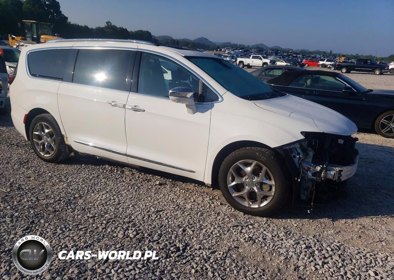 2017 Chrysler Pacifica Limited VIN:2C4RC1GG7HR723076 - 4