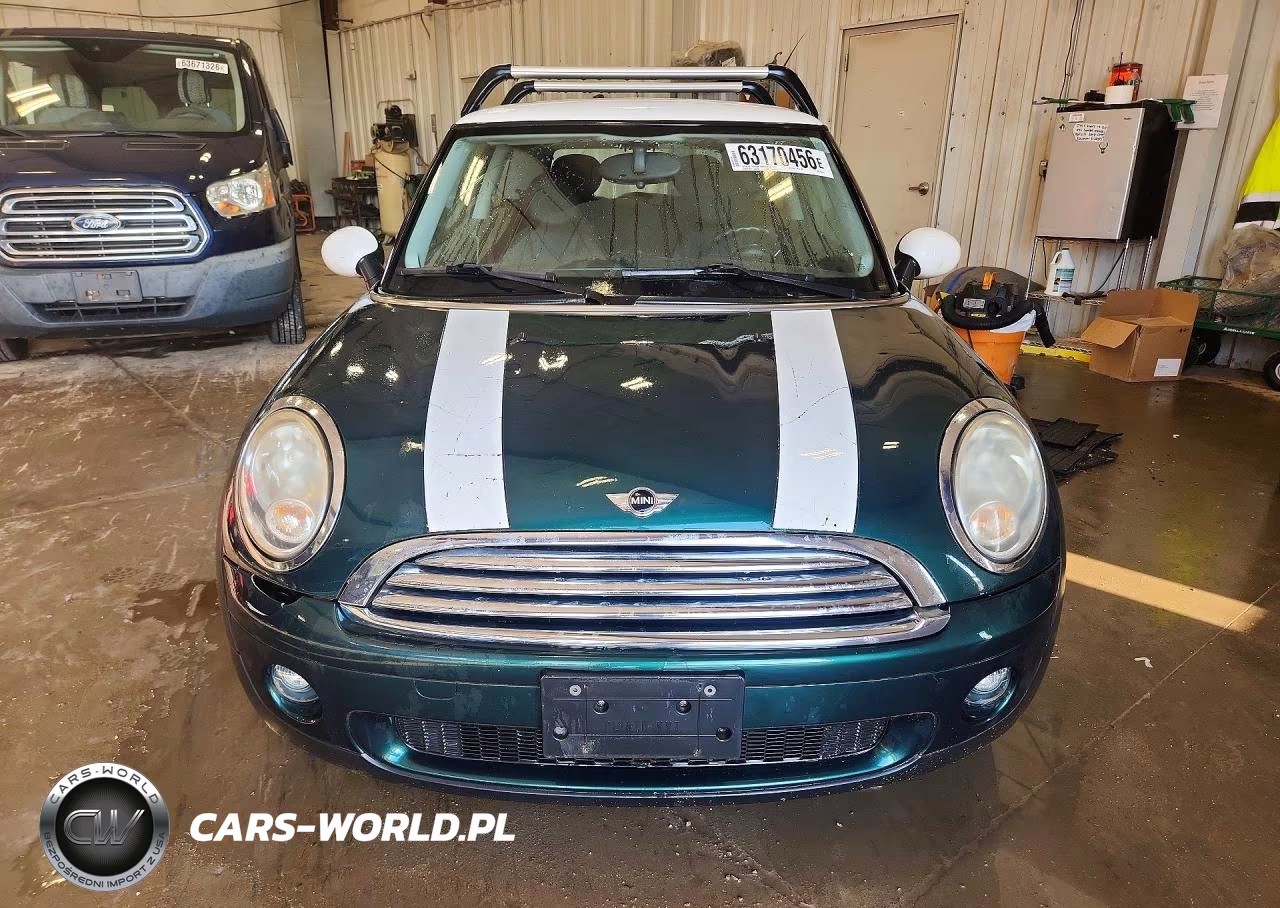 2008 Mini Cooper VIN:WMWMF33588TU68705 - 5
