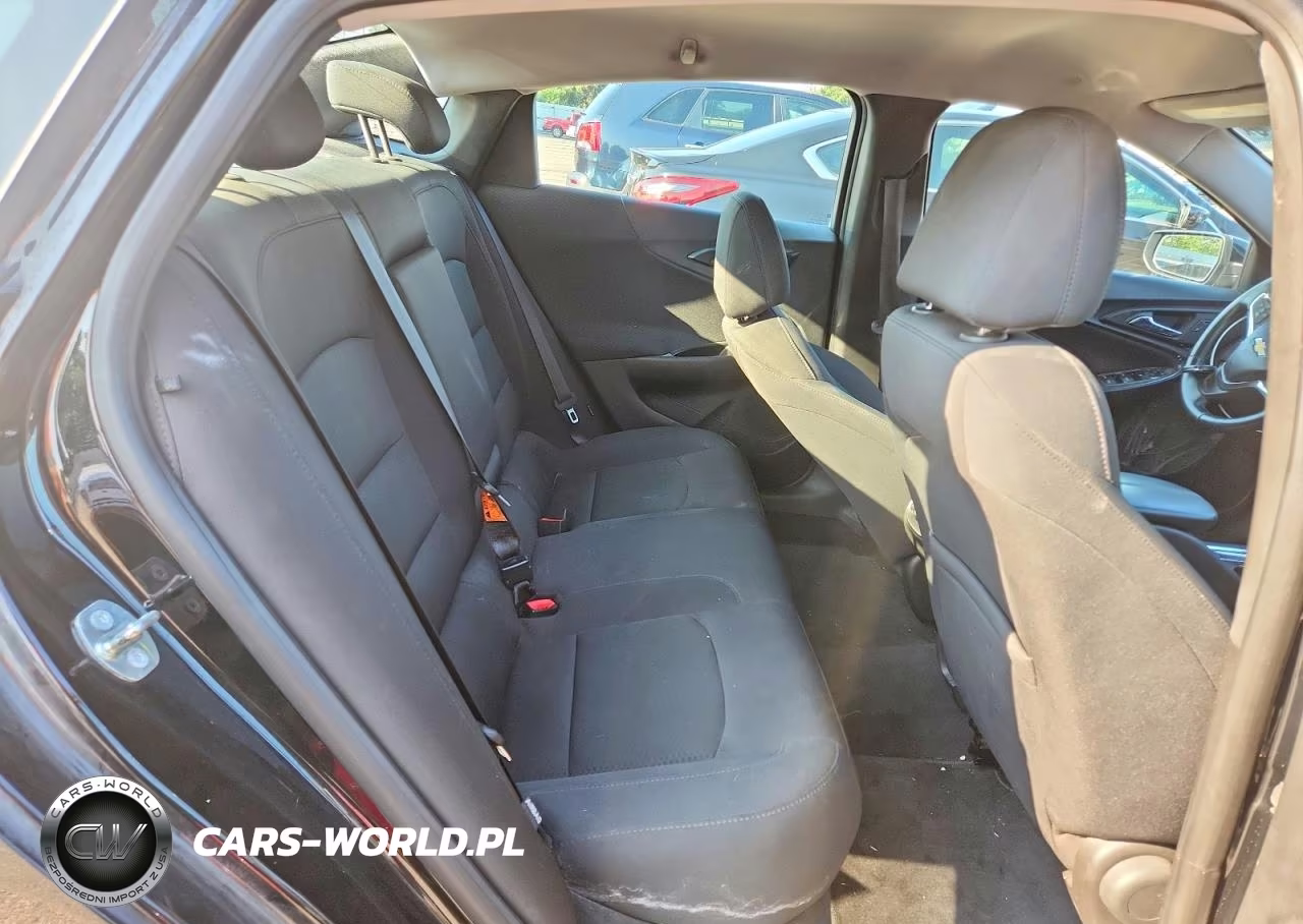 2016 Chevrolet Malibu Lt VIN:1G1ZE5ST1GF214251 - 10