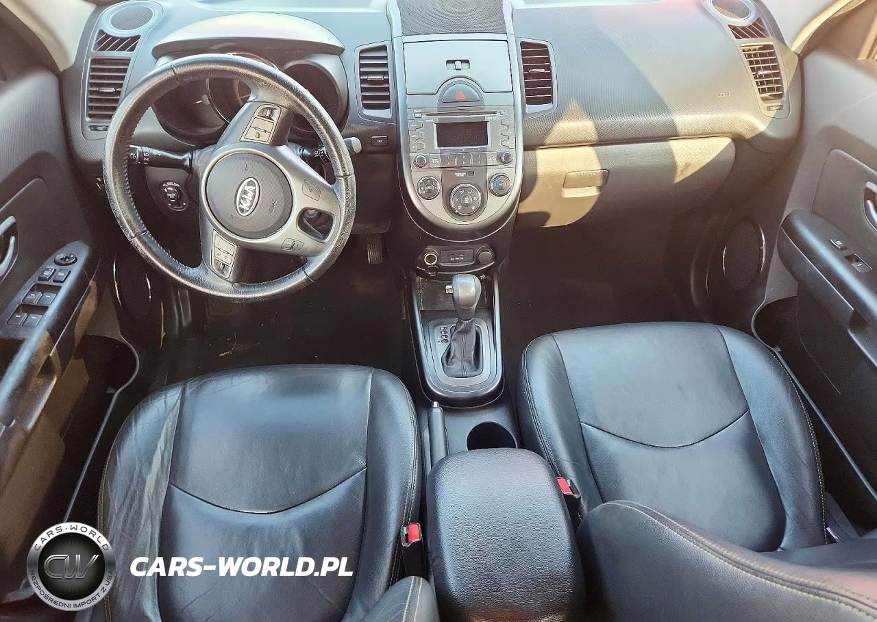 2011 Kia Soul + VIN:KNDJT2A28B7347108 - 8