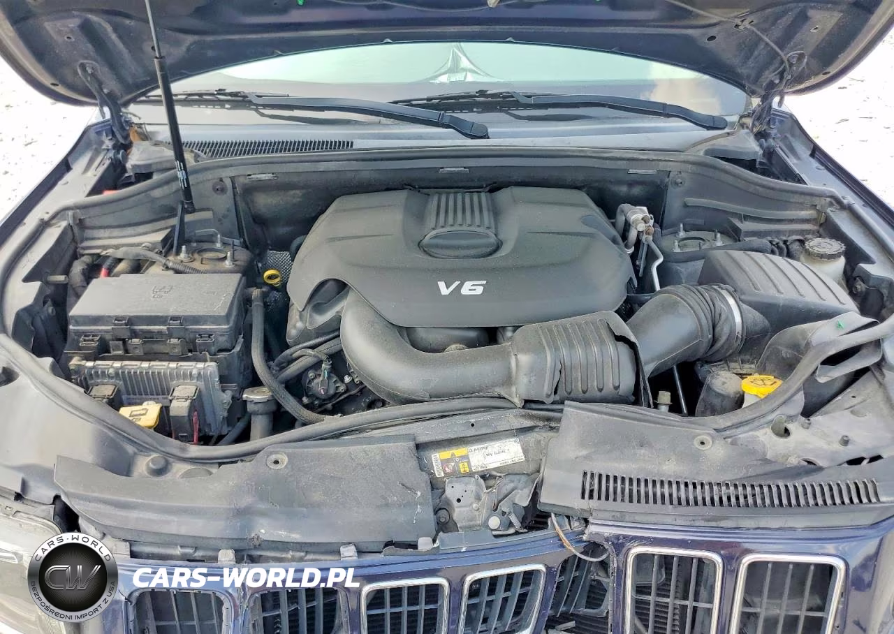 2015 Jeep Grand Cherokee Laredo VIN:1C4RJEAG0FC219657 - 12