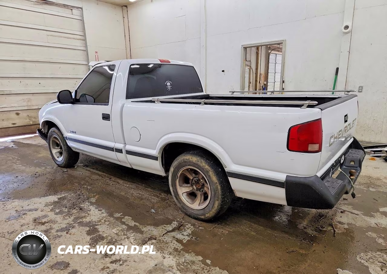 1996 Chevrolet S Truck S10 VIN:1GCCS1446T8228519 - 2