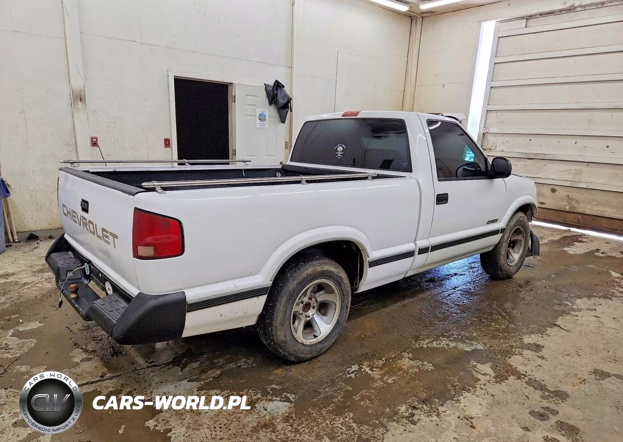 1996 Chevrolet S Truck S10 VIN:1GCCS1446T8228519 - 3