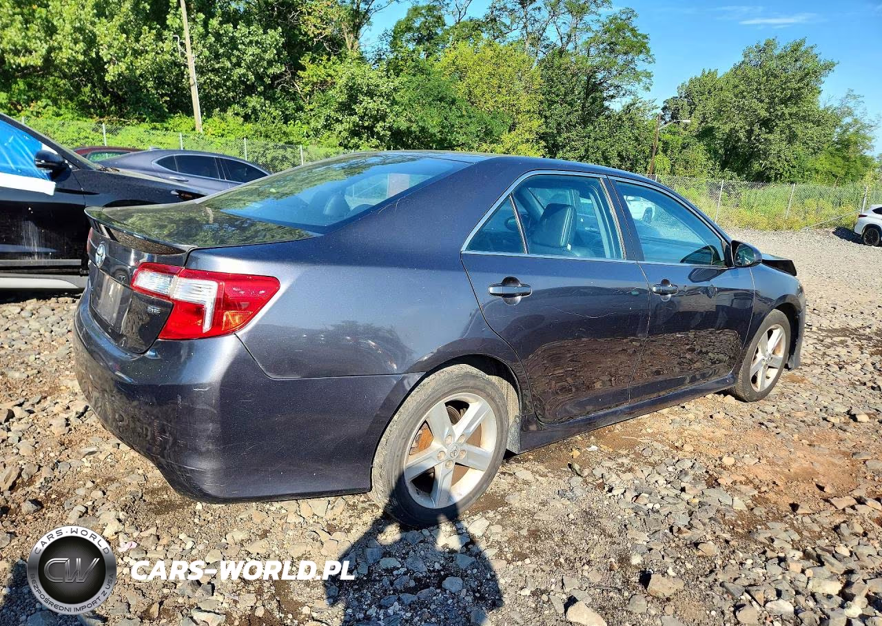 2013 Toyota Camry Se VIN:4T1BF1FK8DU276281 - 3
