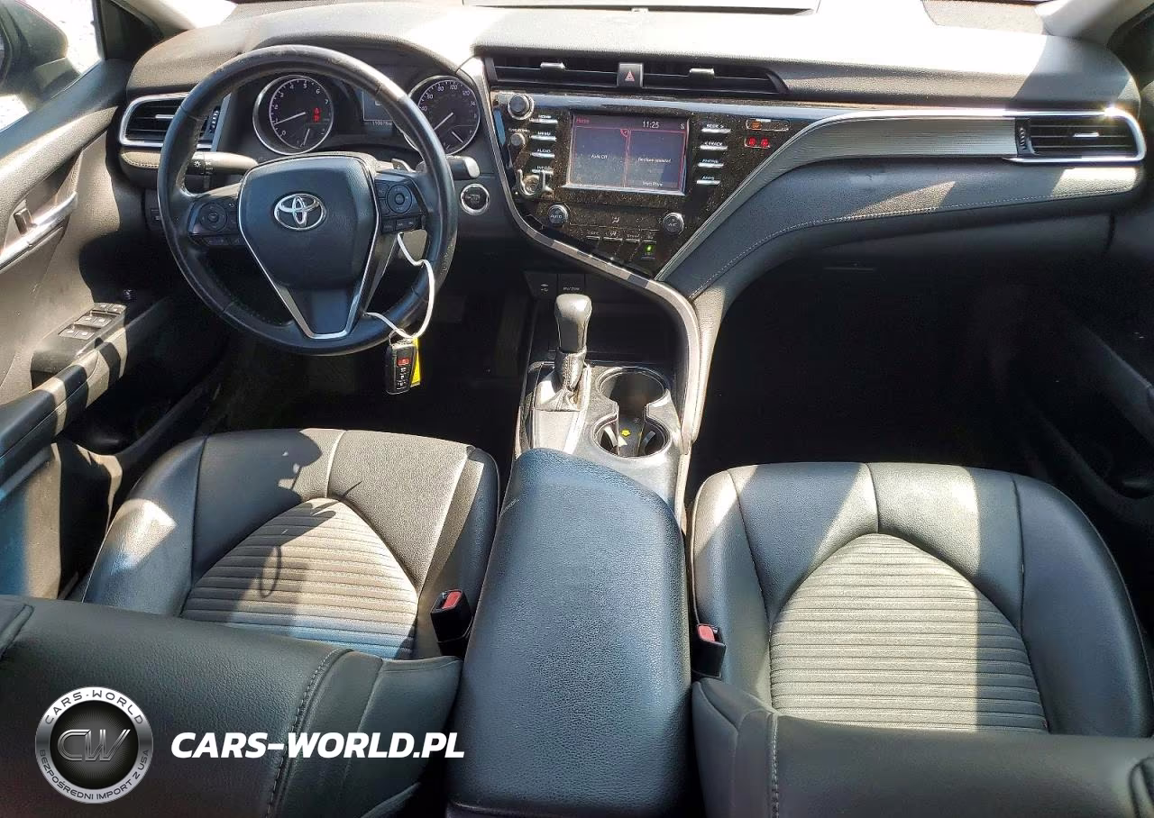 2018 Toyota Camry Se VIN:4T1B11HKXJU597505 - 8