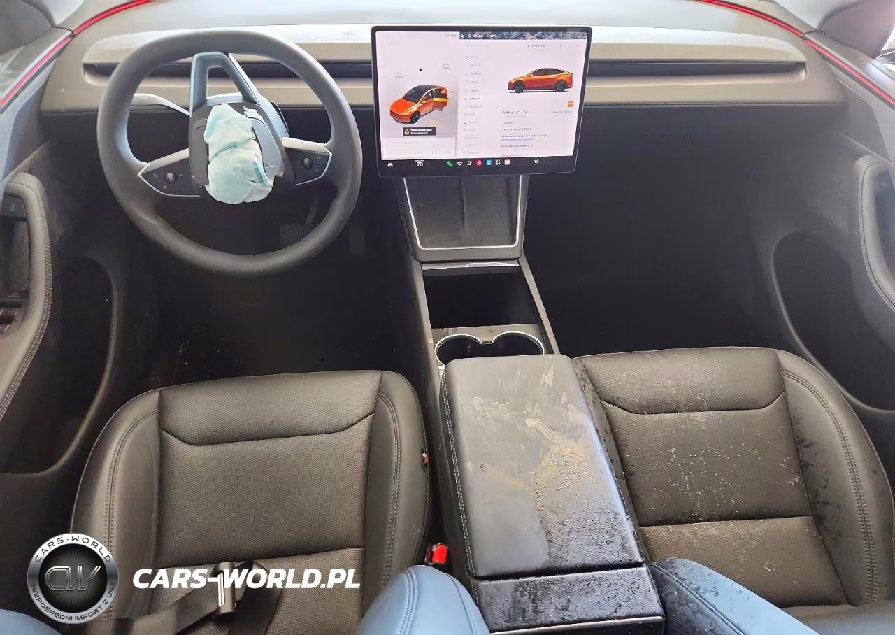 2026 Tesla Model Y VIN:7SAYGDEDXTA470429 - 8