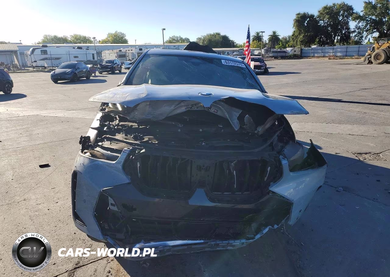 2025 BMW X6 xDrive40I VIN:5UX33EX02S9004894 - 5