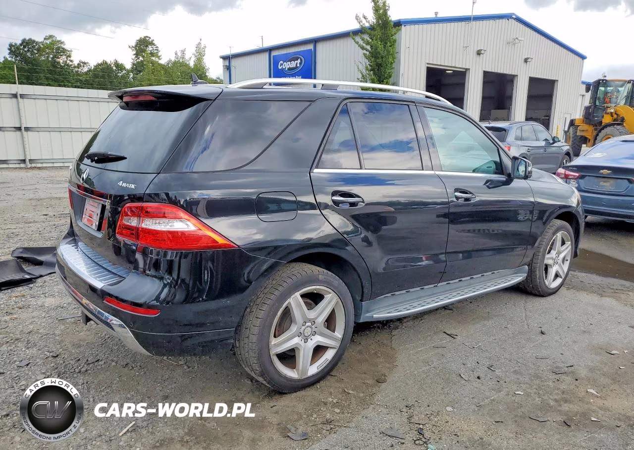 2015 Mercedes-Benz Ml 400 4Matic VIN:4JGDA5GB3FA546177 - 3