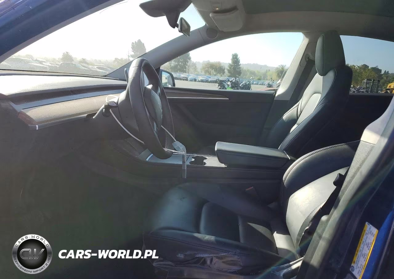 2023 Tesla Model Y VIN:7SAYGDEE2PF949459 - 7
