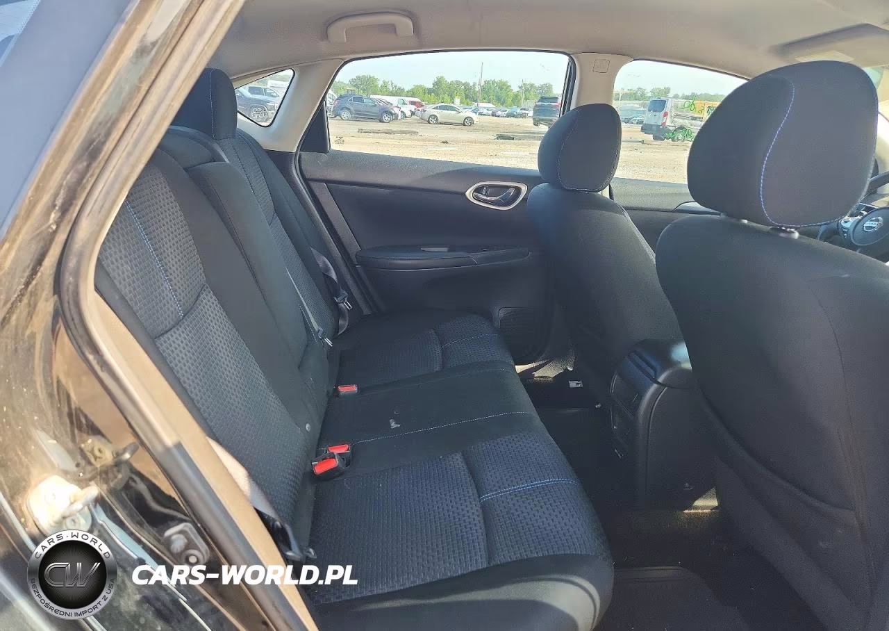 2018 Nissan Sentra Sr VIN:3N1AB7AP5JY316040 - 10