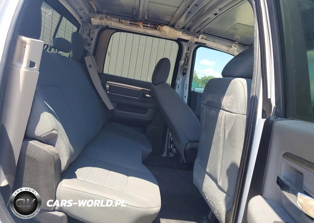 2017 Ram 2500 Slt VIN:3C6UR5DL8HG700002 - 10