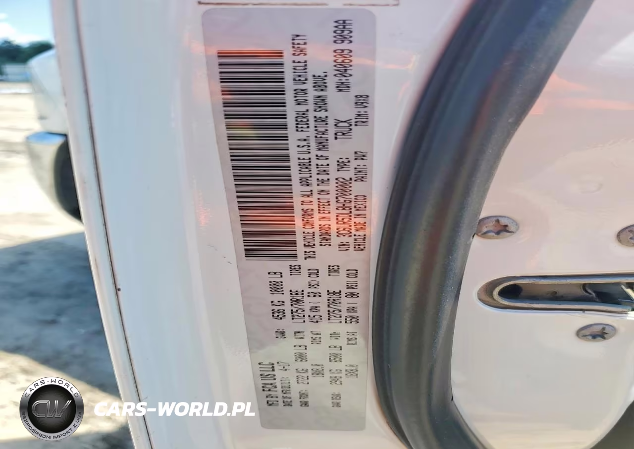 2017 Ram 2500 Slt VIN:3C6UR5DL8HG700002 - 13