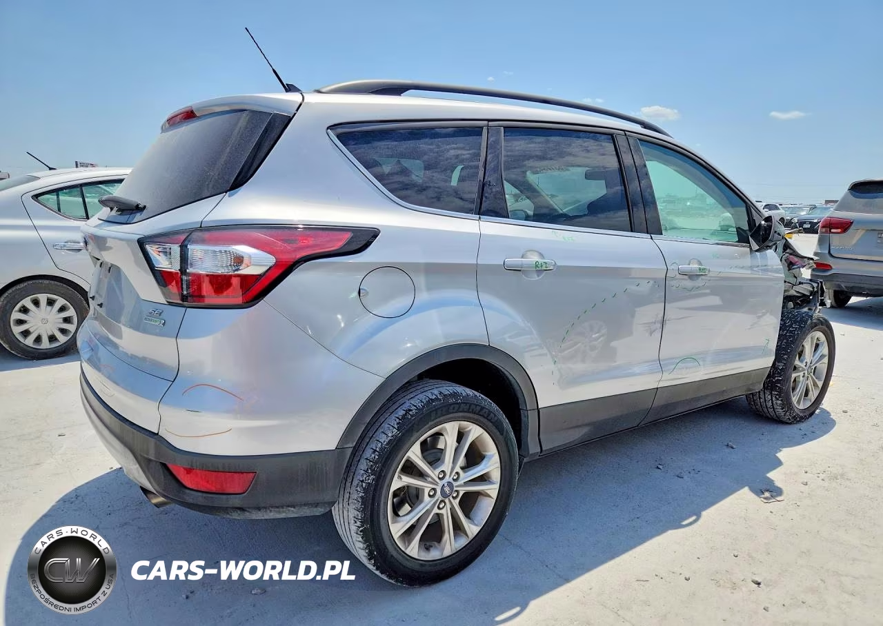 2018 Ford Escape Se VIN:1FMCU0GD0JUC46790 - 3