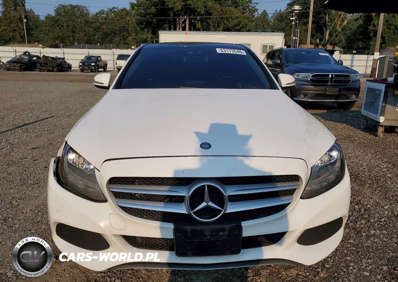 2016 Mercedes-Benz C 300 4Matic VIN:55SWF4KB6GU117901 - 5