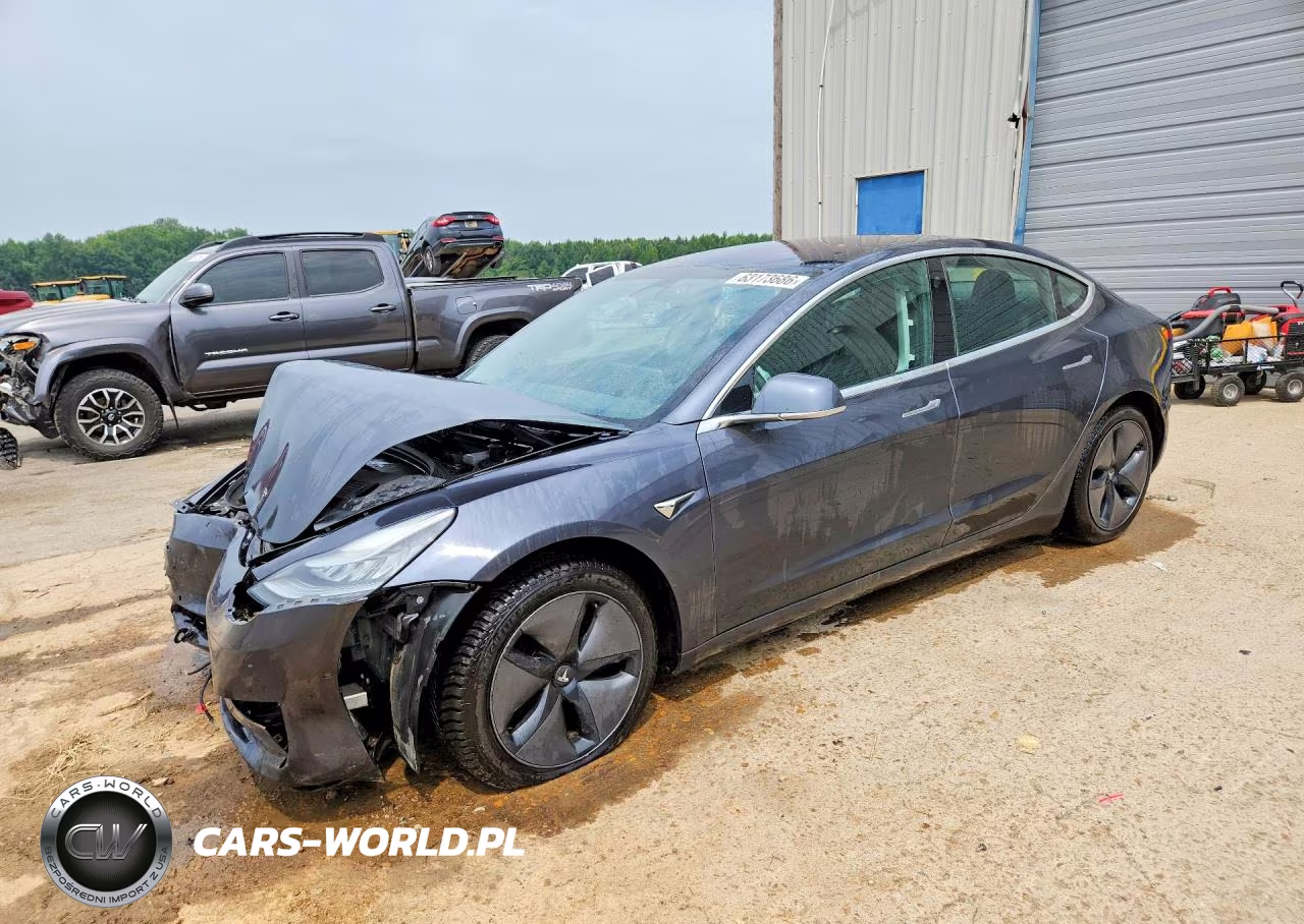 2018 Tesla Model 3 – zdjęcie 1 z 12