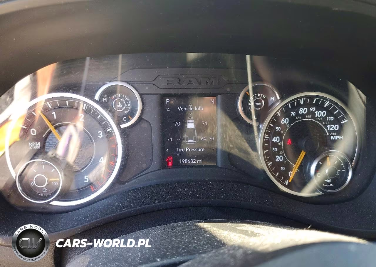 2021 Ram 3500 Big Horn VIN:3C63RRHL3MG549237 - 9
