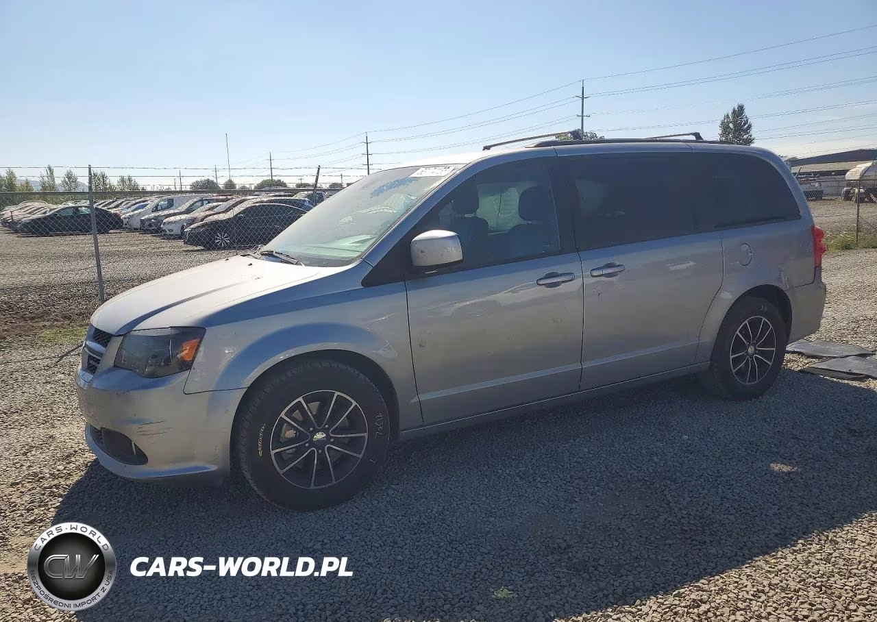 2019 Dodge Grand Caravan Gt VIN:2C4RDGEG4KR647455 - 1