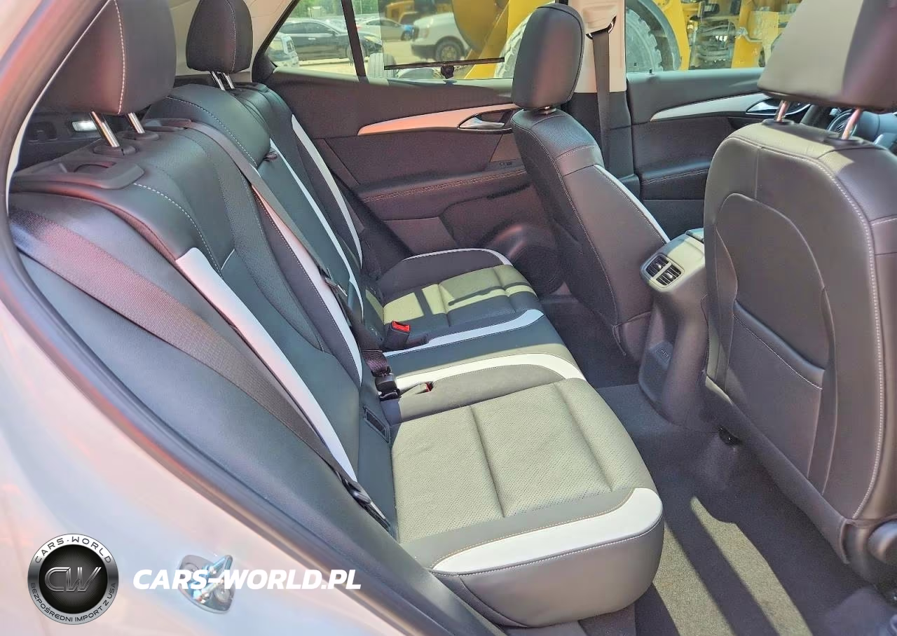 2025 Buick Envision Sport Touring VIN:LRBFZLE45SD031073 - 11