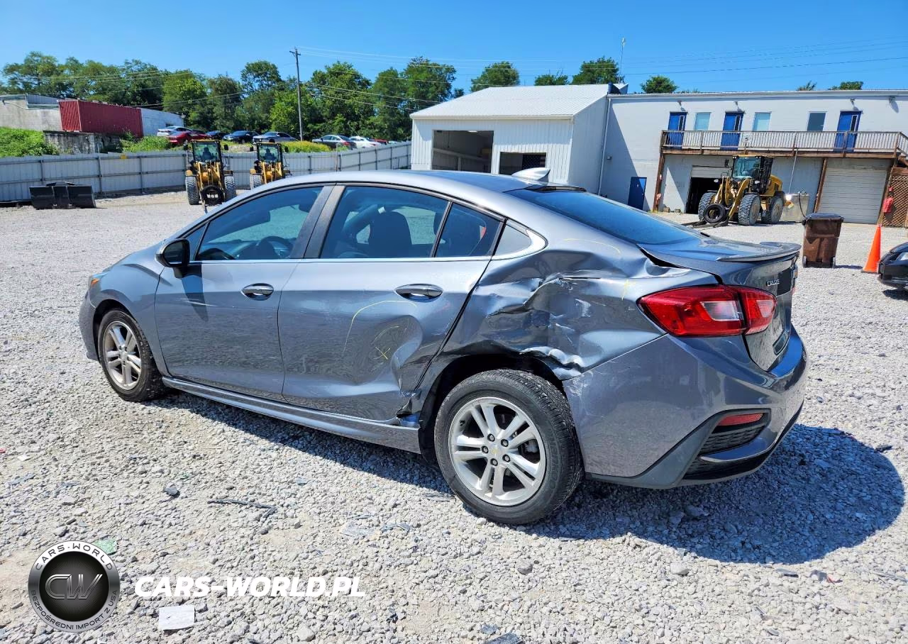 2018 Chevrolet Cruze Lt VIN:1G1BE5SM9J7236039 - 2