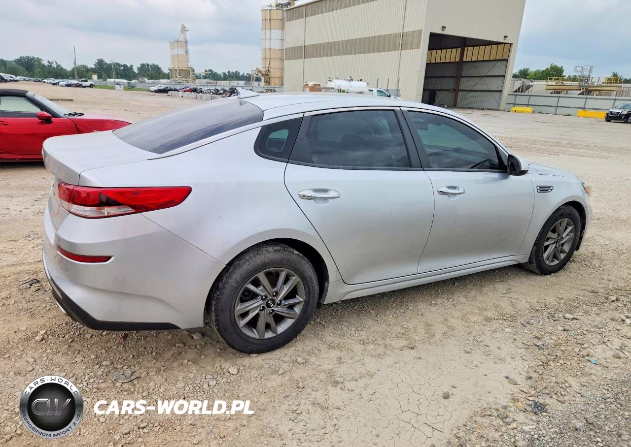2019 Kia Optima Lx VIN:5XXGT4L33KG346855 - 3