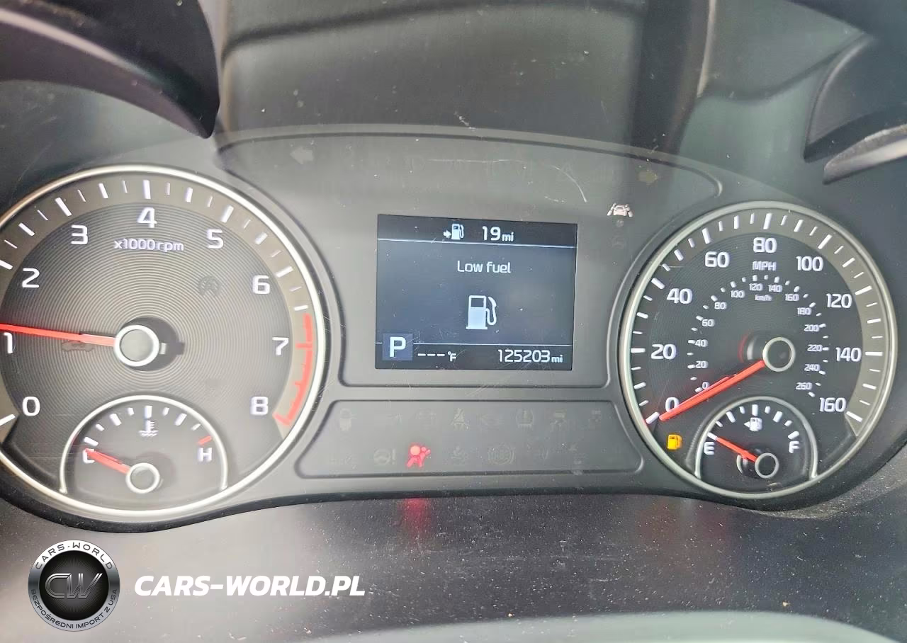 2019 Kia Optima Lx VIN:5XXGT4L33KG346855 - 9