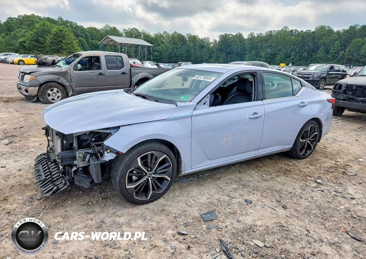 2024 Nissan Altima Sr – zdjęcie 1 z 13