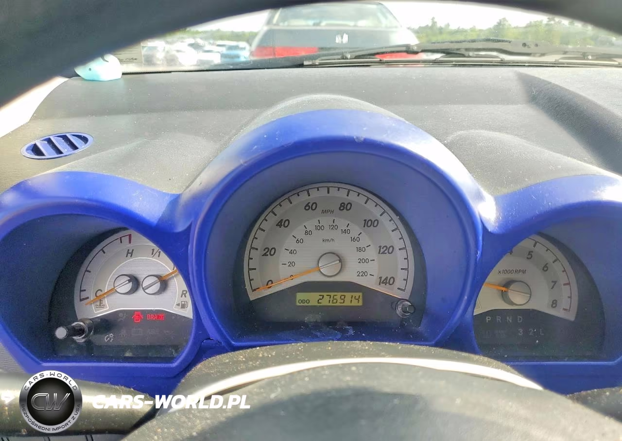 2006 Scion Tc Base VIN:JTKDE177X60103214 - 9