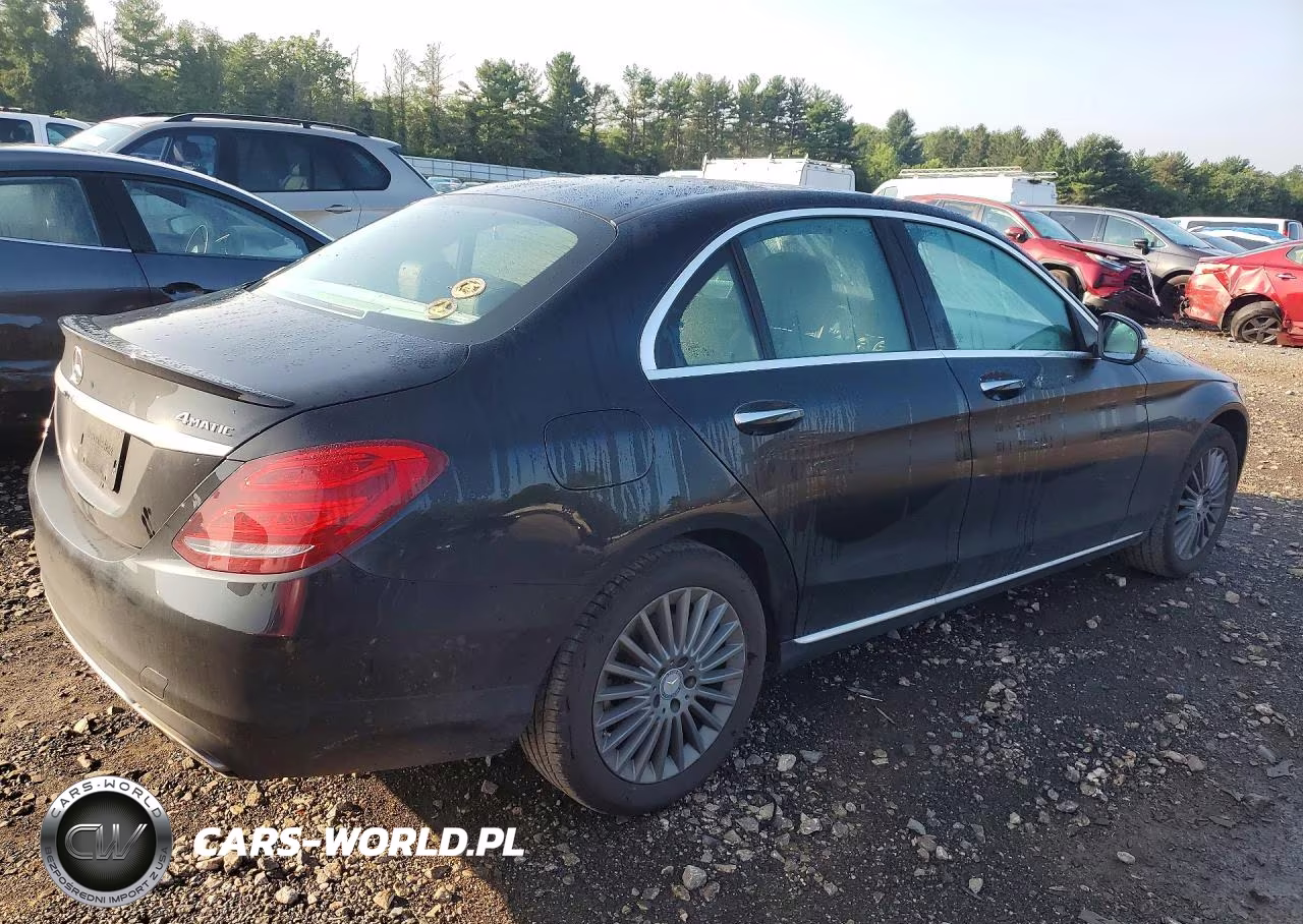 2015 Mercedes-Benz C 300 4Matic VIN:55SWF4KB6FU056676 - 3