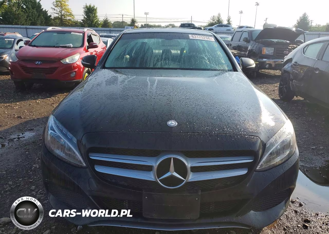2015 Mercedes-Benz C 300 4Matic VIN:55SWF4KB6FU056676 - 5
