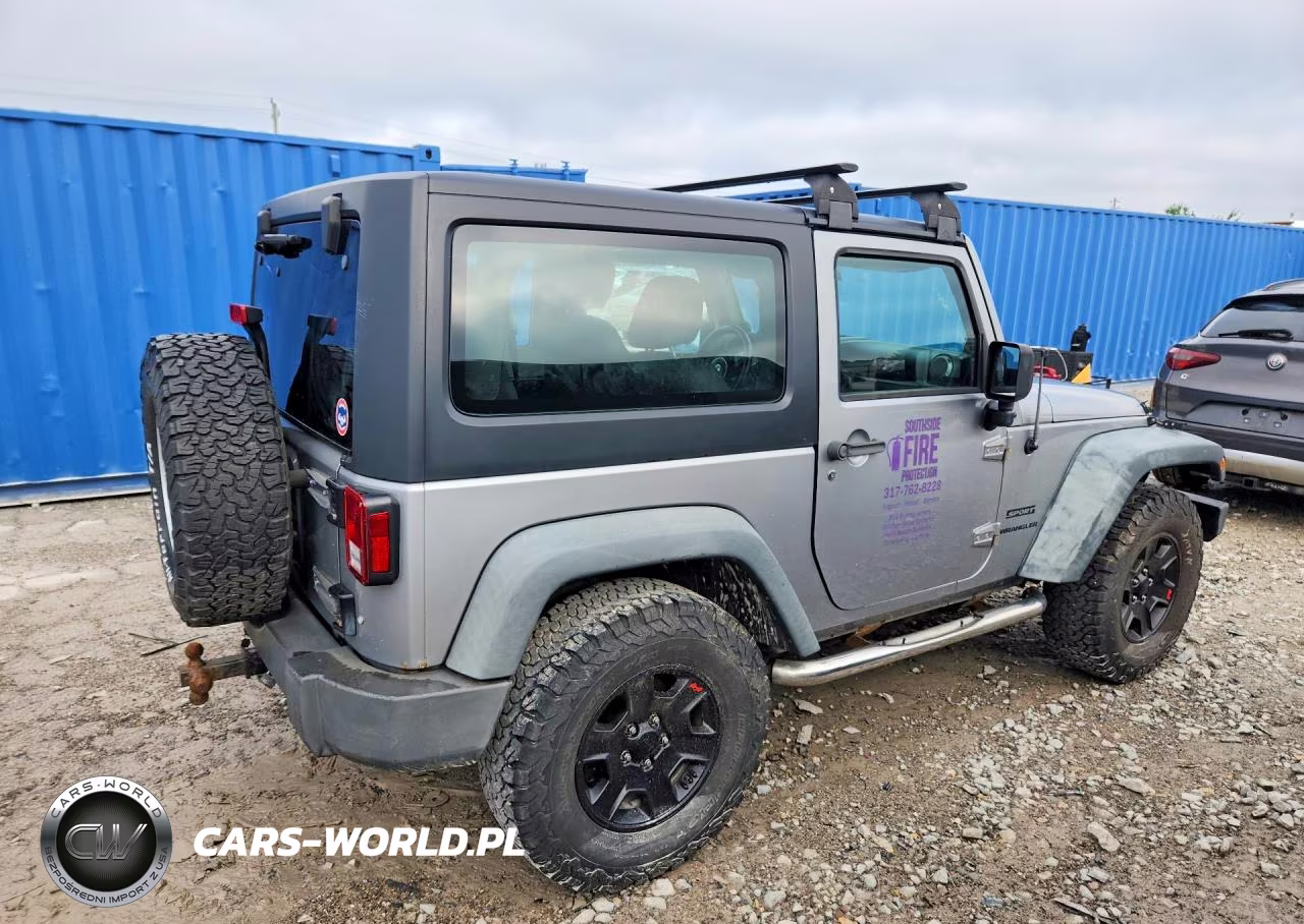 2013 Jeep Wrangler Sport VIN:1C4AJWAG2DL647925 - 3