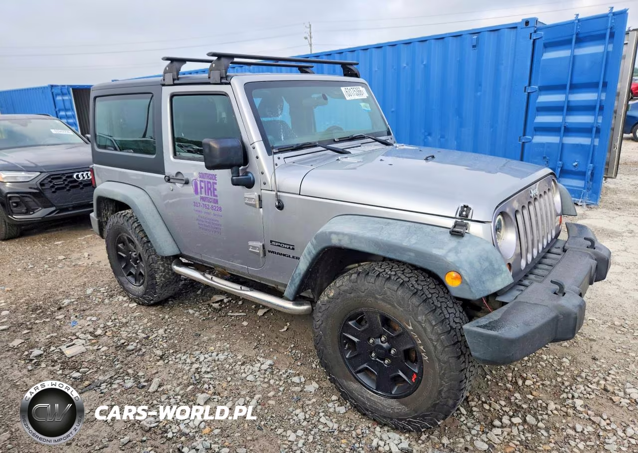 2013 Jeep Wrangler Sport VIN:1C4AJWAG2DL647925 - 4