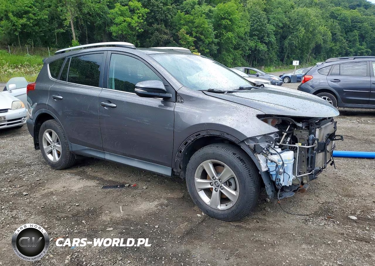 2015 Toyota Rav4 Xle VIN:2T3RFREV6FW348680 - 4