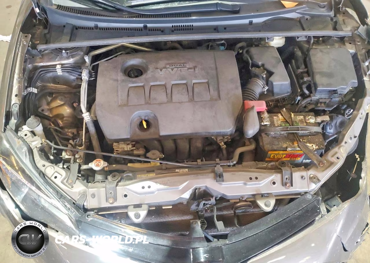 2018 Toyota Corolla Le VIN:2T1BURHE5JC033892 - 11