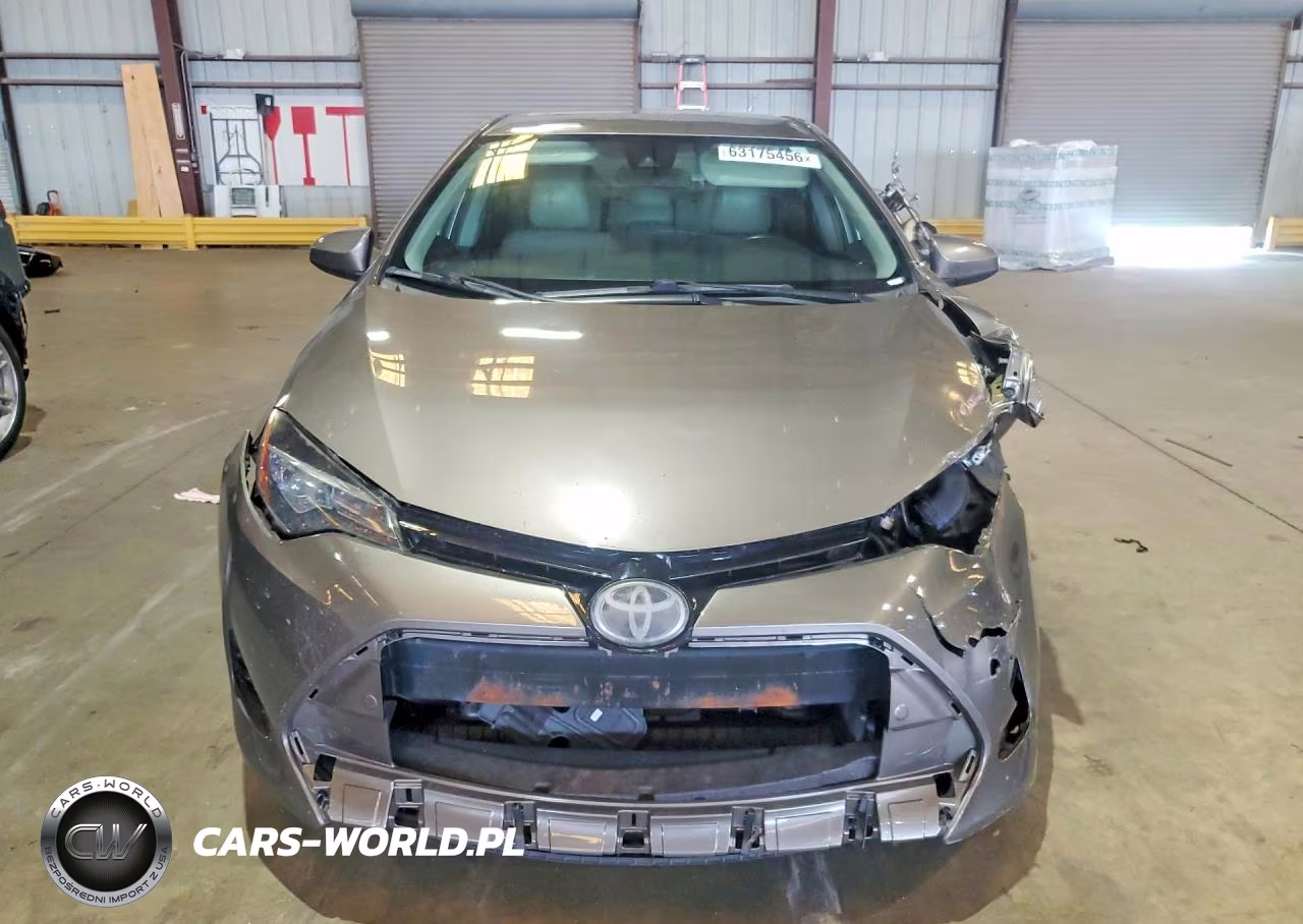 2018 Toyota Corolla Le VIN:2T1BURHE5JC033892 - 5