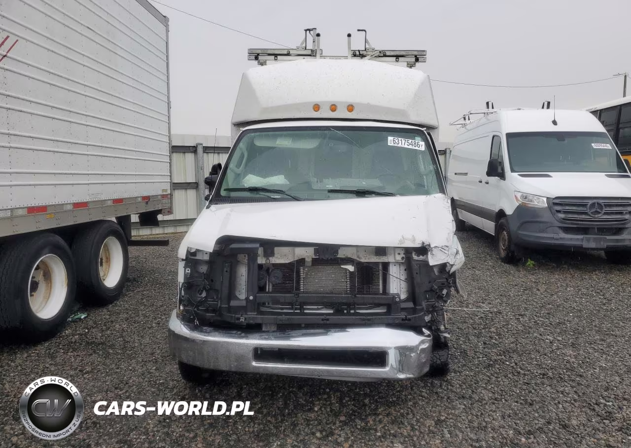 2022 Ford Econoline E350 Super Duty Cutaway Van VIN:1FDWE3FN8NDC40408 - 5