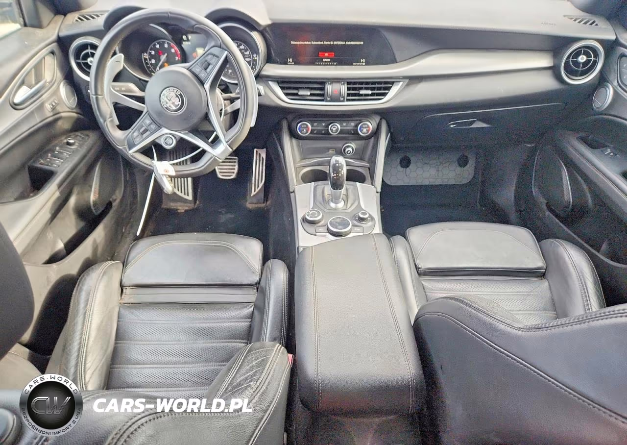 2018 Alfa Romeo Stelvio Ti Sport VIN:ZASFAKNN3J7B91646 - 8
