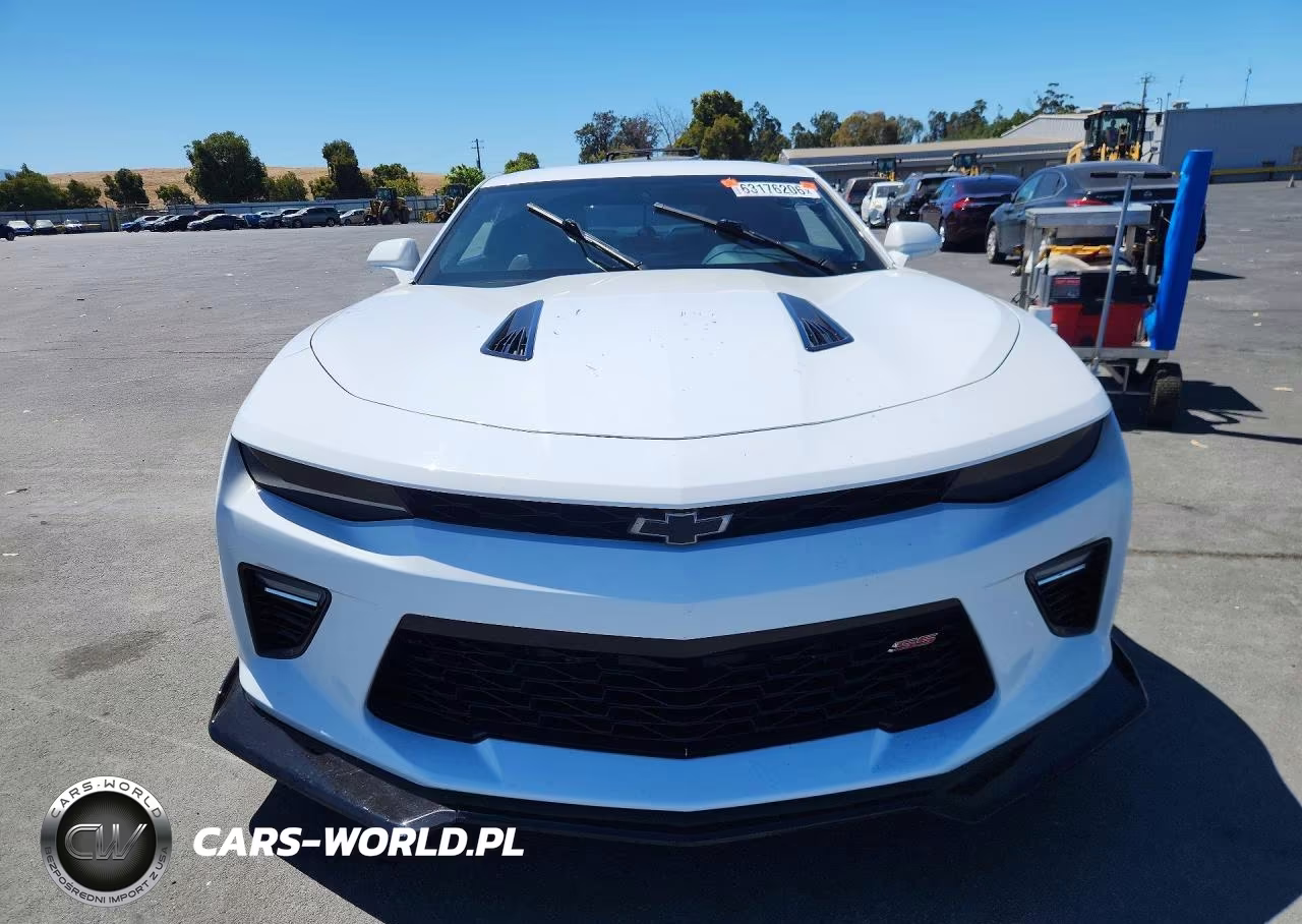 2018 Chevrolet Camaro Ss VIN:1G1FF1R75J0147827 - 5