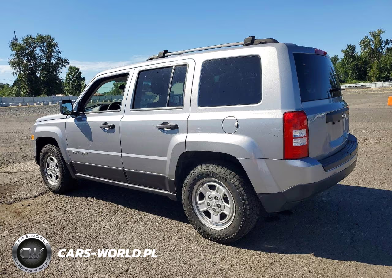 2015 Jeep Patriot Sport VIN:1C4NJPBA6FD274421 - 2