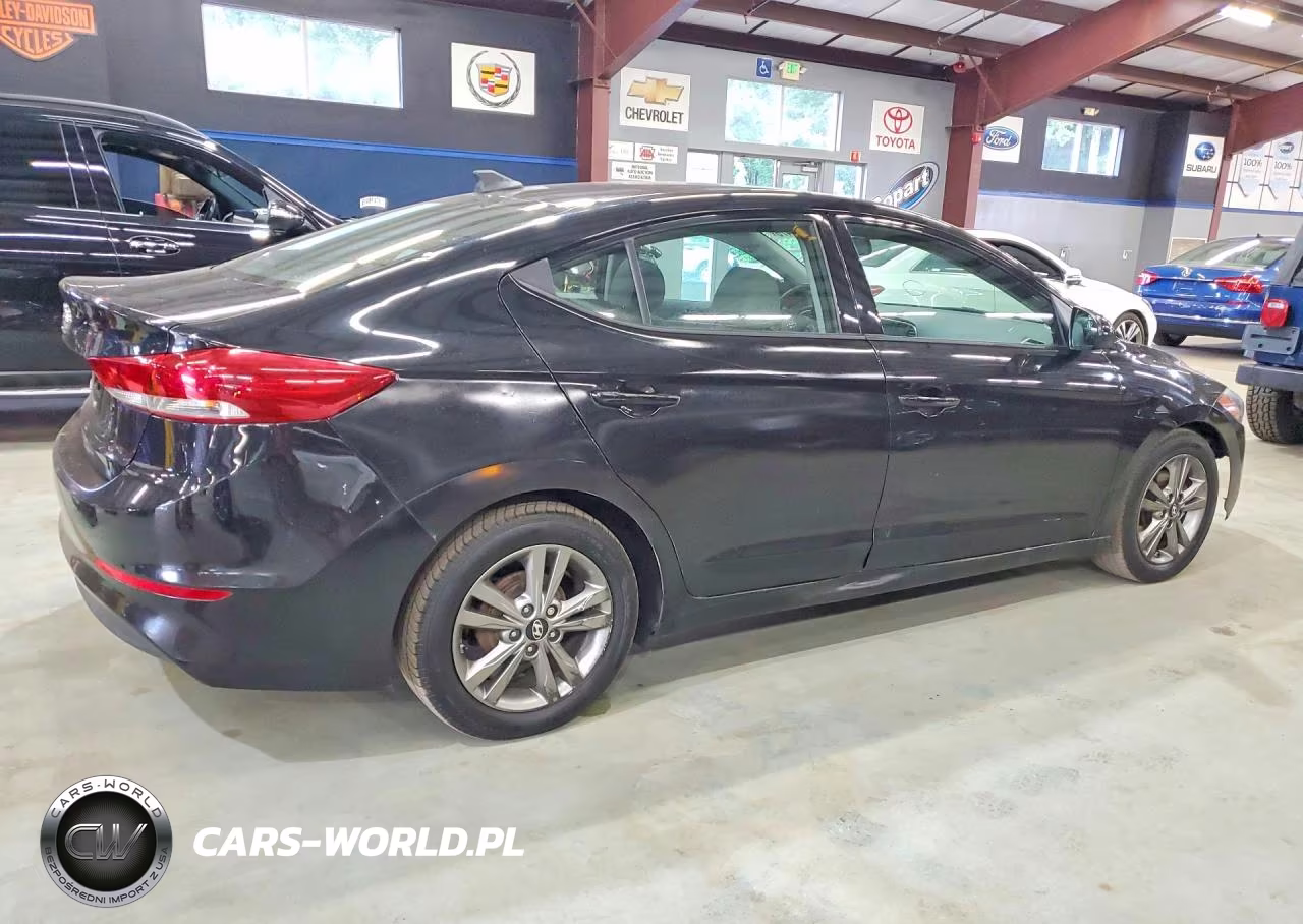 2017 Hyundai Elantra Se VIN:5NPD84LF0HH074924 - 3