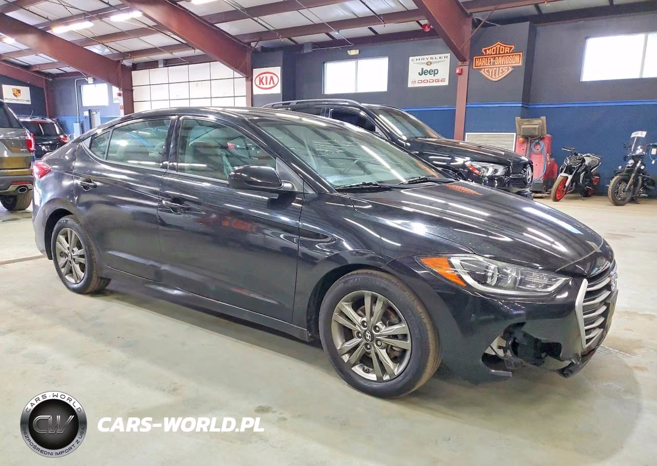 2017 Hyundai Elantra Se VIN:5NPD84LF0HH074924 - 4