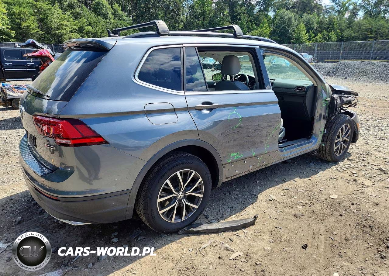 2019 Volkswagen Tiguan Se VIN:3VV2B7AX4KM176025 - 3