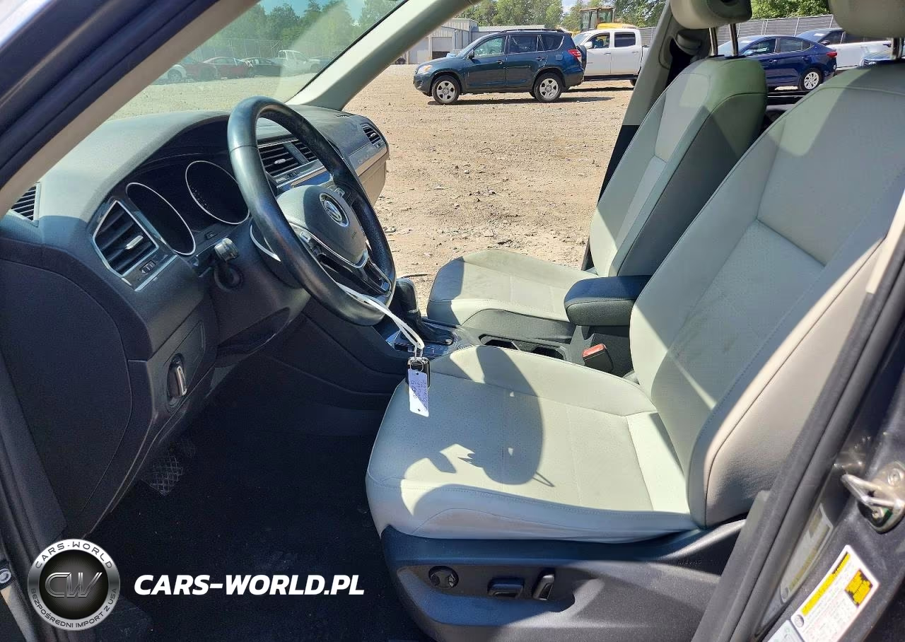 2019 Volkswagen Tiguan Se VIN:3VV2B7AX4KM176025 - 7