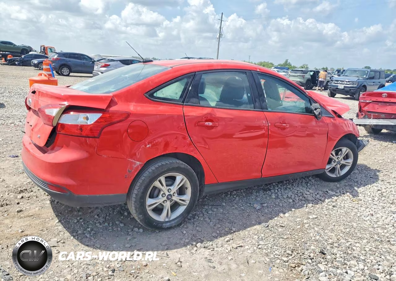 2013 Ford Focus Se VIN:1FADP3F28DL151119 - 3