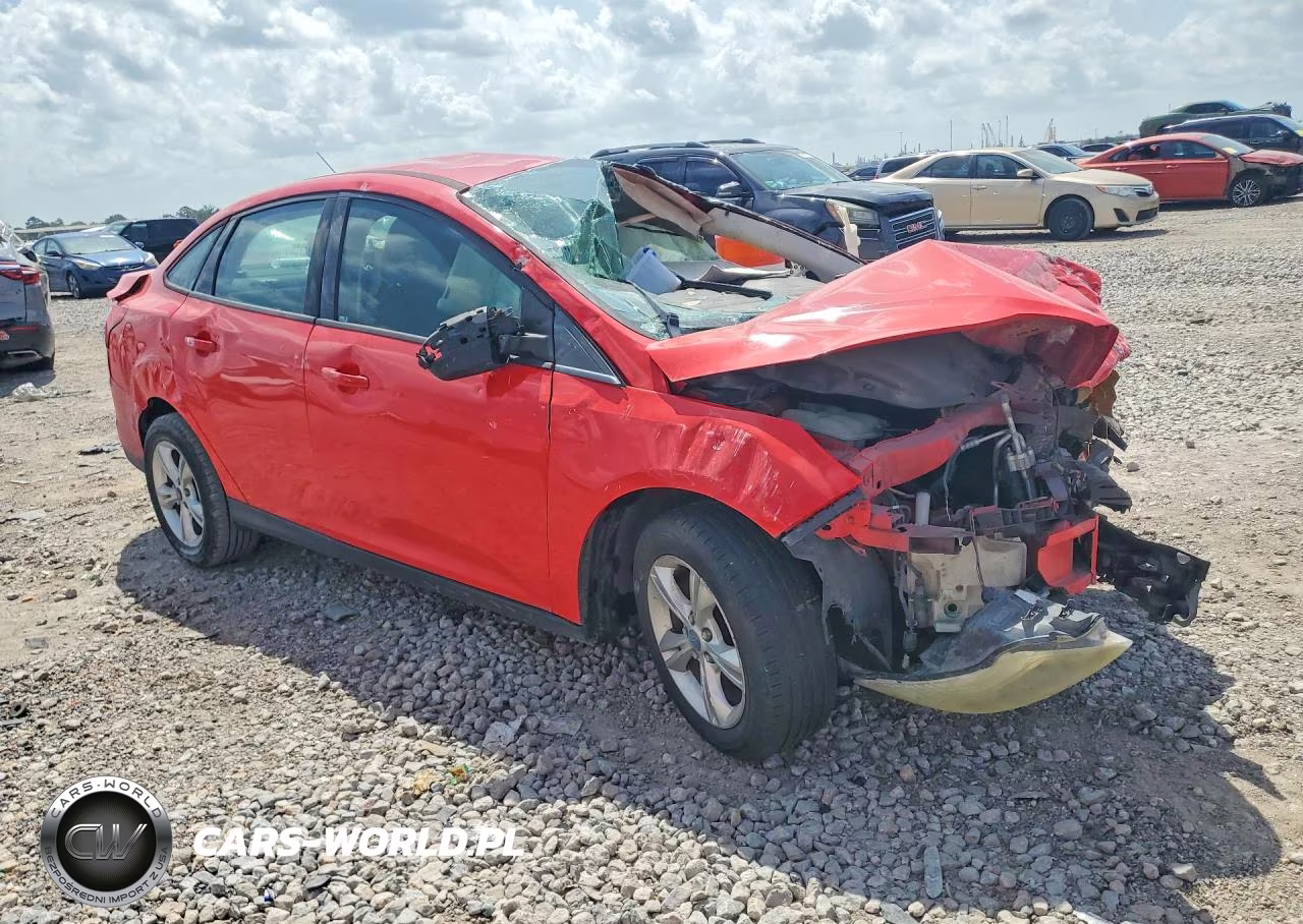 2013 Ford Focus Se VIN:1FADP3F28DL151119 - 4