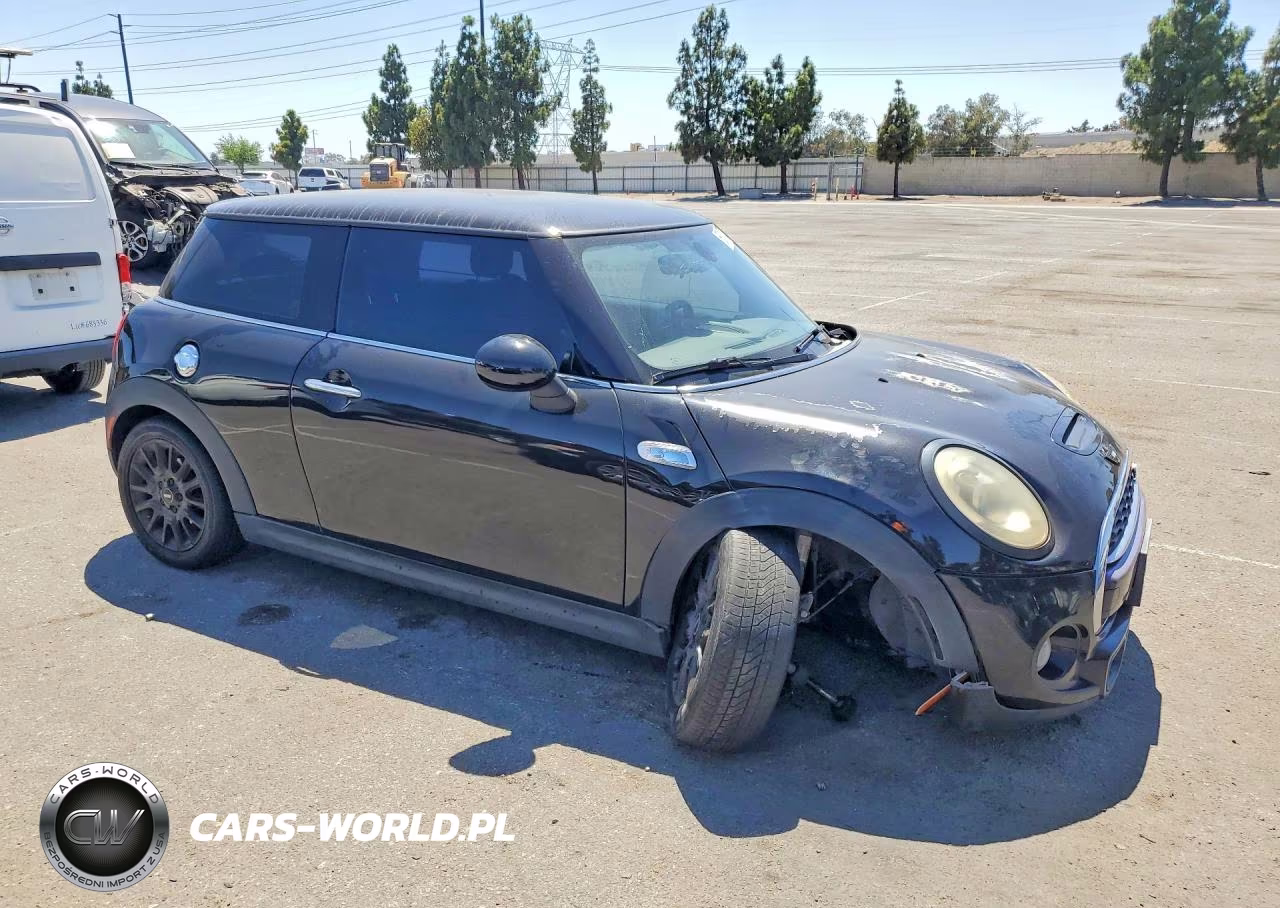 2015 Mini Cooper S VIN:WMWXP7C57FT740367 - 4