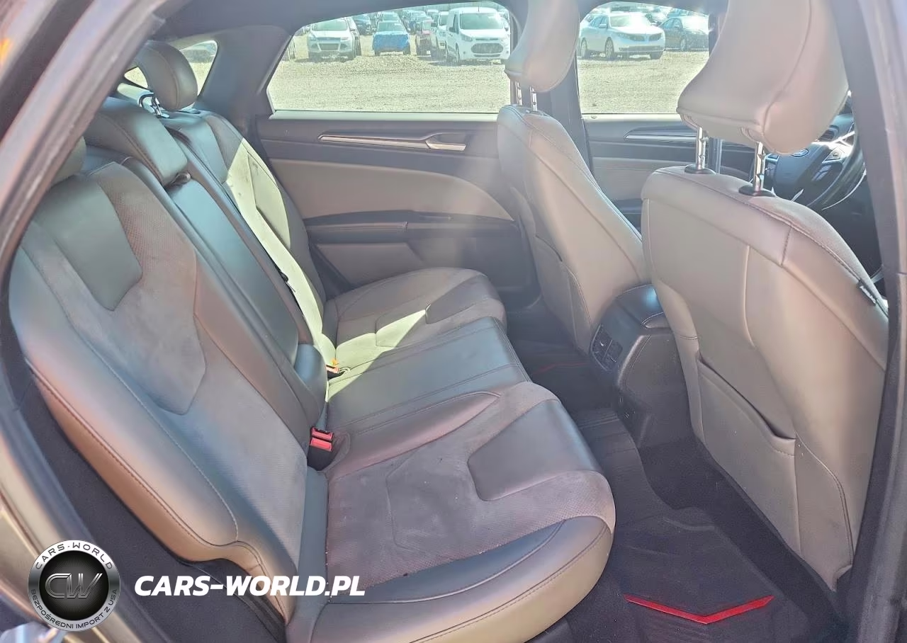 2017 Ford Fusion Sport VIN:3FA6P0VP3HR242147 - 10