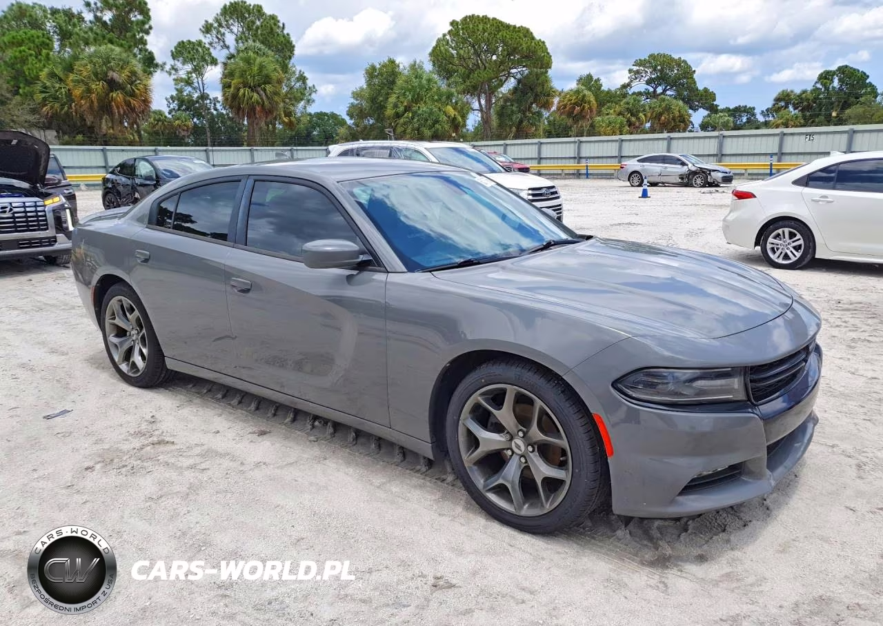 2017 Dodge Charger Sxt VIN:2C3CDXHG0HH515328 - 4