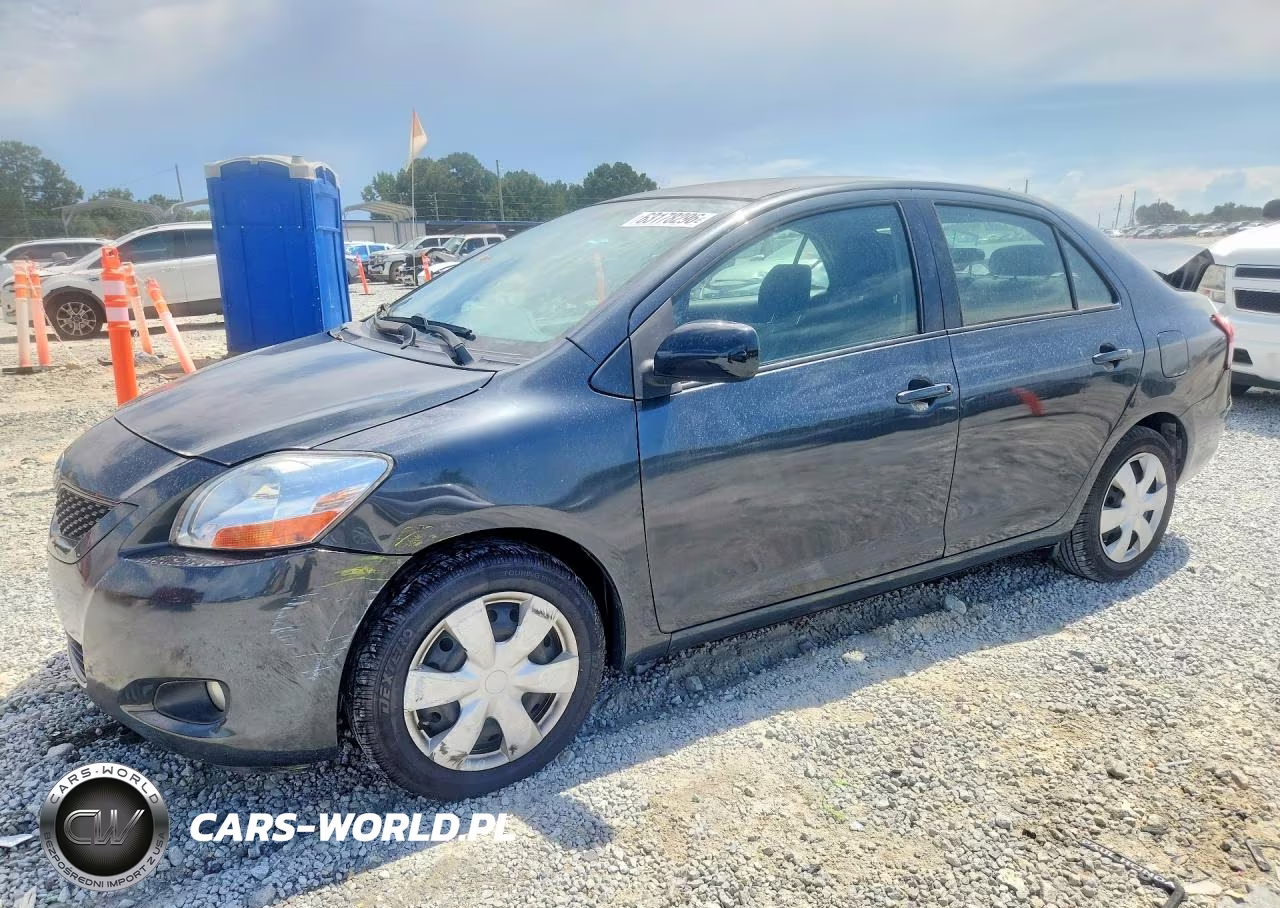 2010 Toyota Yaris Base